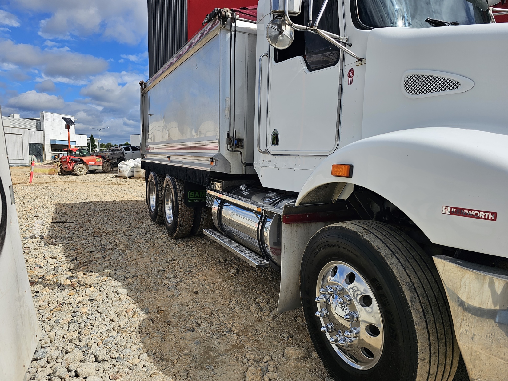 Gold Coast Quarry materials delivered 6 days a week