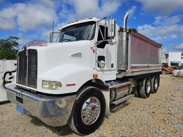 Kenworth T388