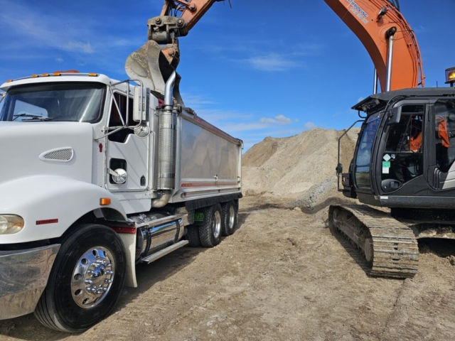 Loading Sand