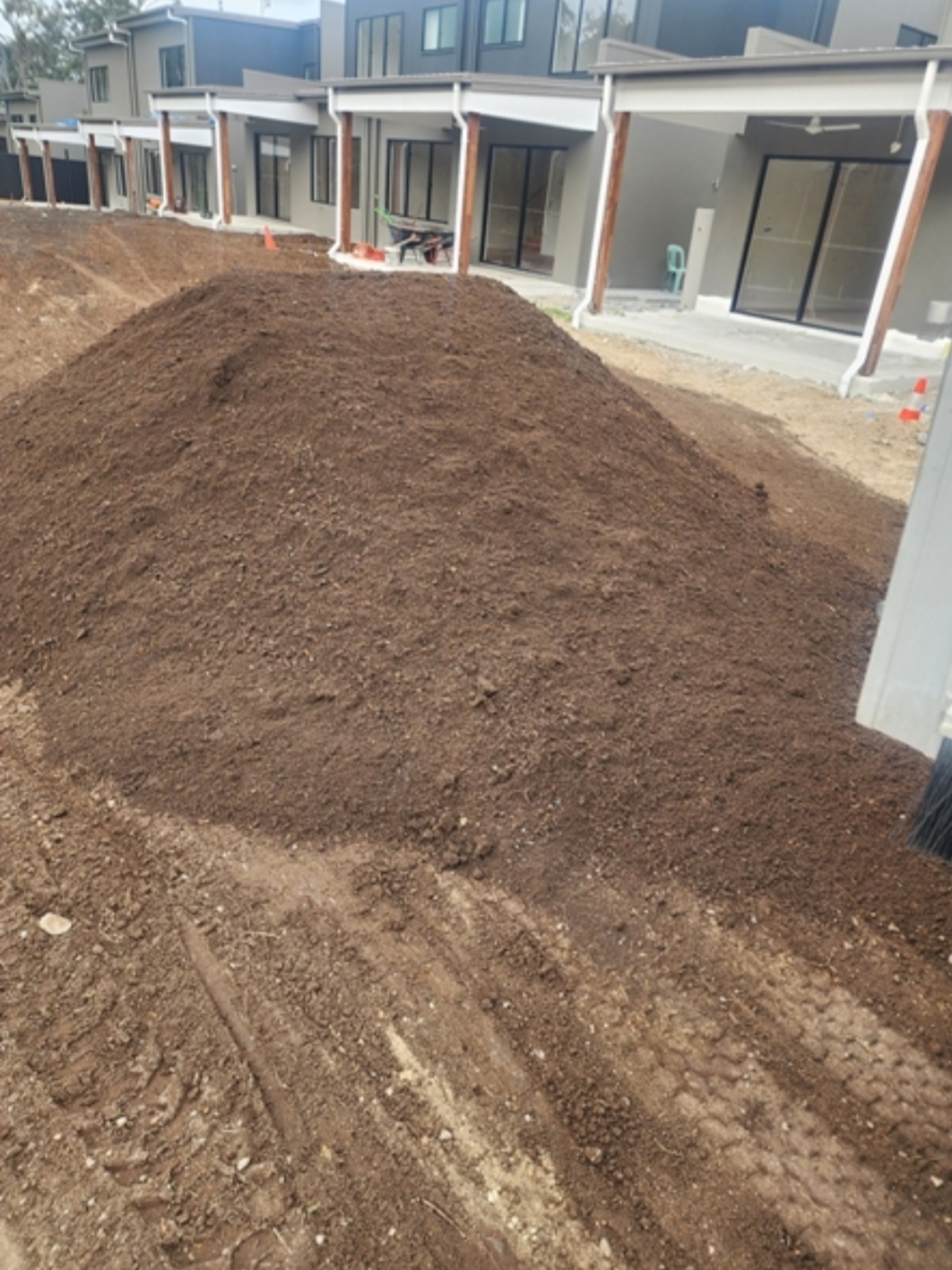 Commercial Under Turf Soil Gold Coast Gravel Supplies